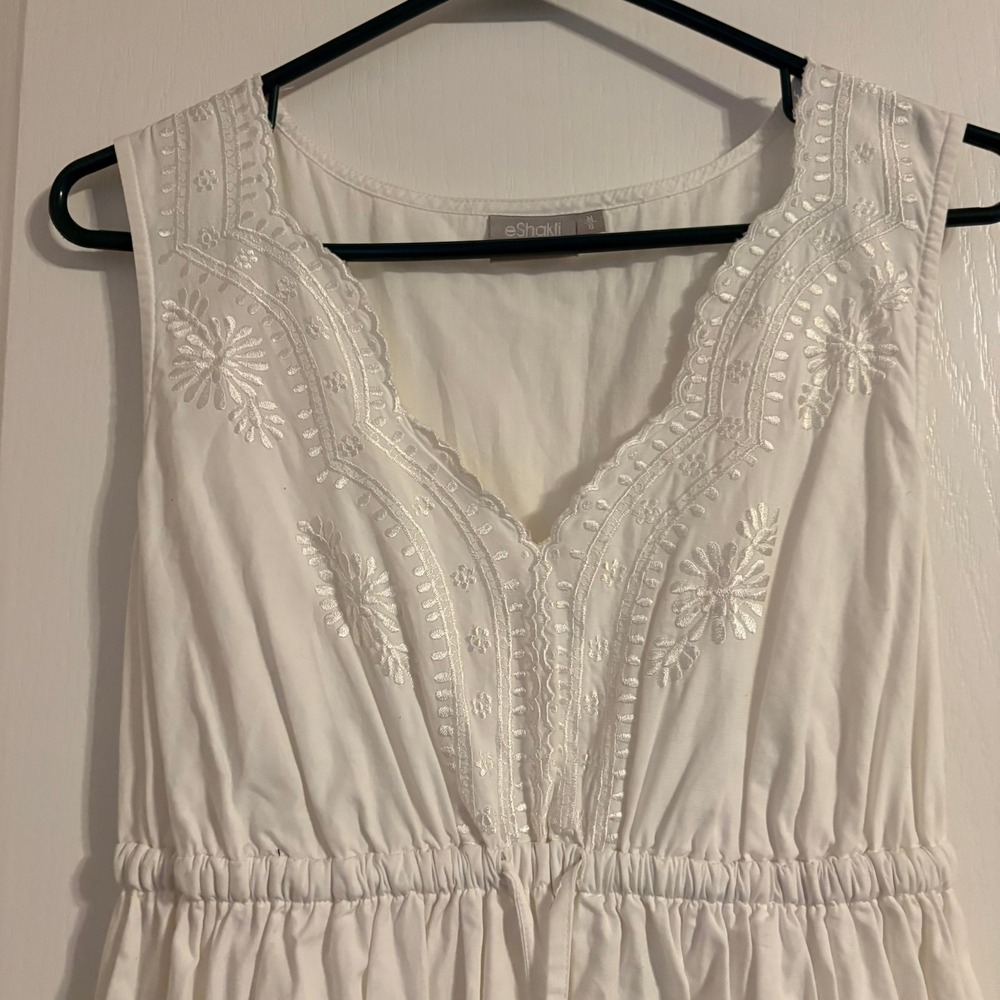 eShakti White Cotton Embroidered Maxi Dress Sleeveless Tassel Tie Pockets Size 8 - Picture 3 of 8